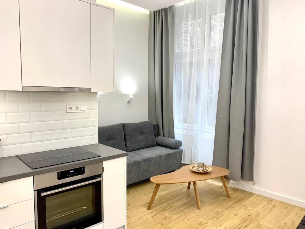 Colton Budapest Paulay Apartments מראה חיצוני תמונה