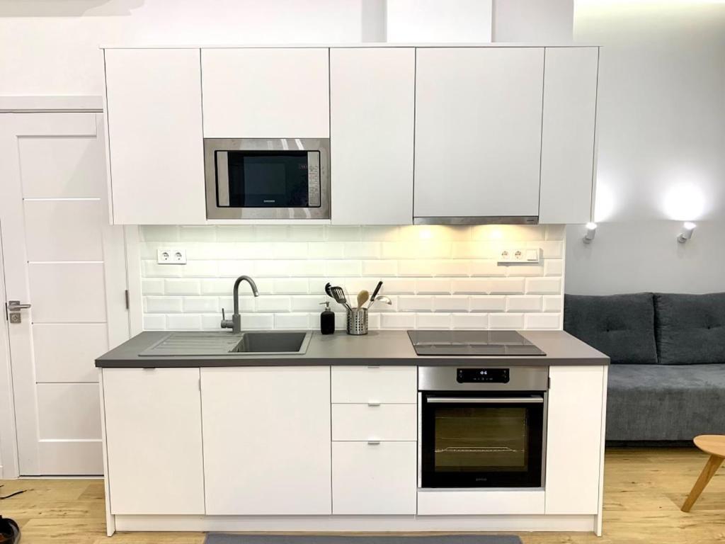 Colton Budapest Paulay Apartments מראה חיצוני תמונה