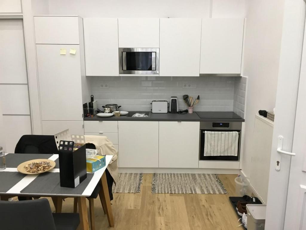 Colton Budapest Paulay Apartments מראה חיצוני תמונה